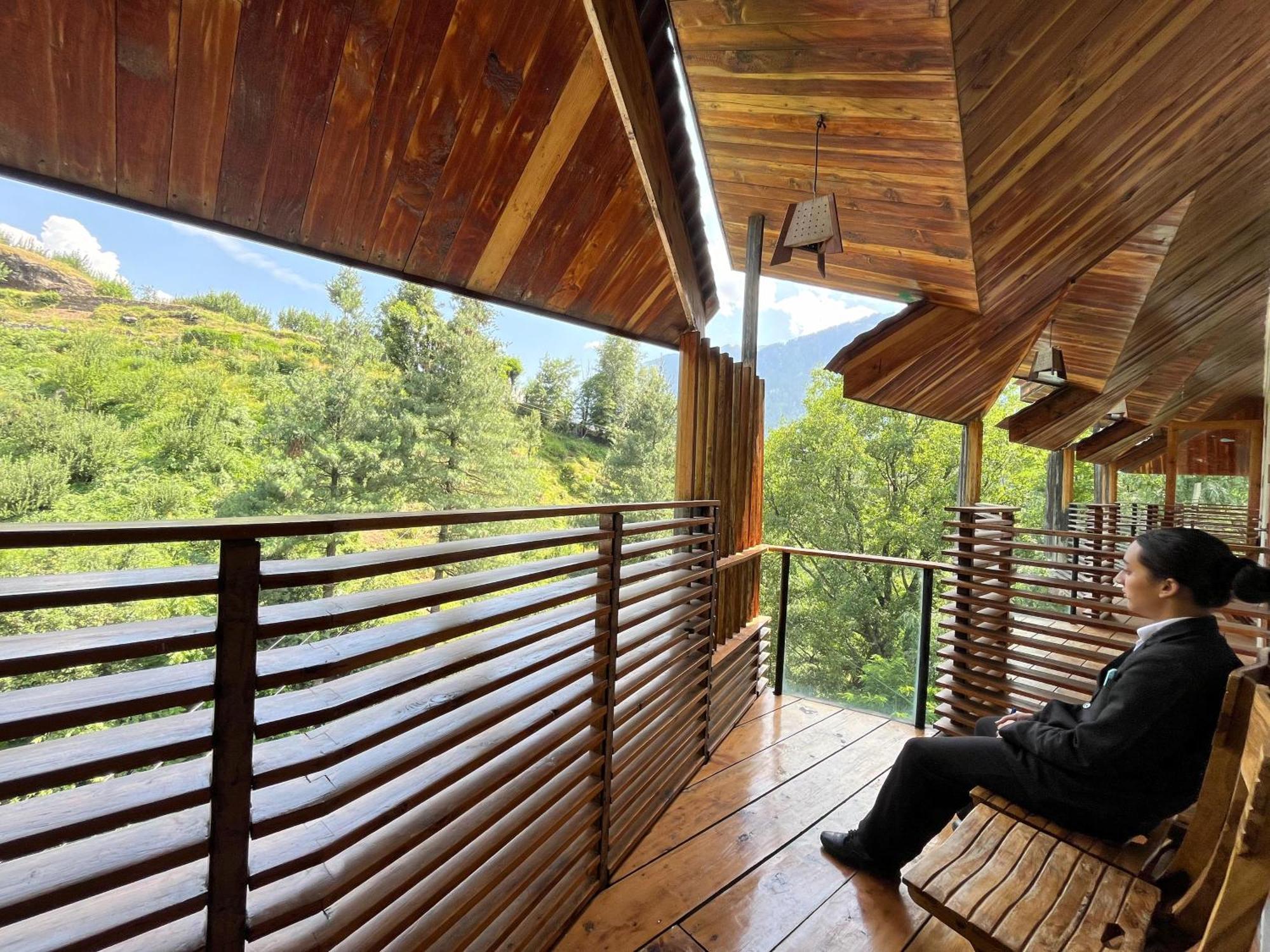 Manuallaya The Resort & Spa Manāli Exterior foto